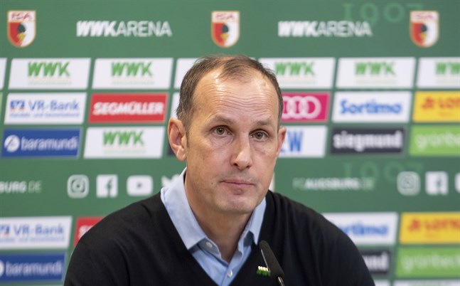 Heiko Herrlich den 10 mars i år, när han presenterades som Augsburgs nya tränare.