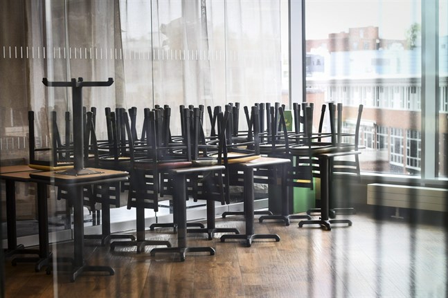 Restaurangerna kan återuppta sin verksamhet stegvis från och med början av juni. Regeringen väntas fatta beslut om nya riktlinjer för restaurangerna på tisdag.