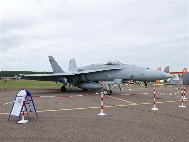 Ett tillbud uppstod i Rovaniemi på torsdagen på grund av tekniska problem som drabbade ett Hornet-jaktplan.