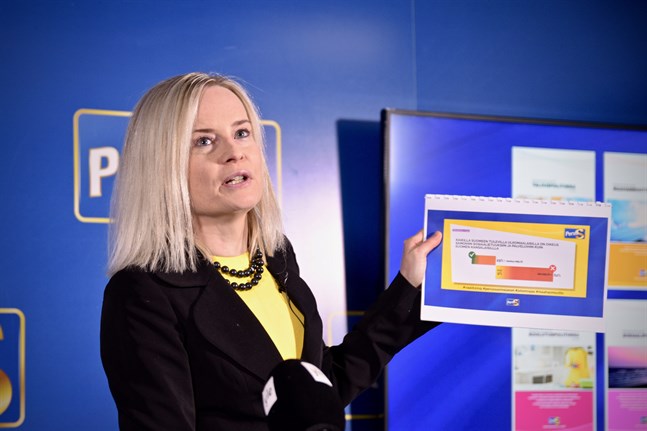 Sannfinländarnas vice ordförande Riikka Purra vill inte att Finland ska ge ekonomiskt stöd till övriga EU-länder på grund av coronakrisen.