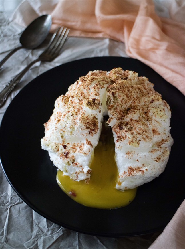 Servera snäppet tuffare frukost i sommar: drakägg!