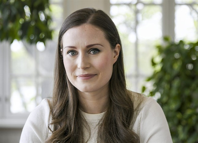 Statsminister Sanna Marin (SDP) återvände till jobbet på måndagen efter en veckas förkylning.