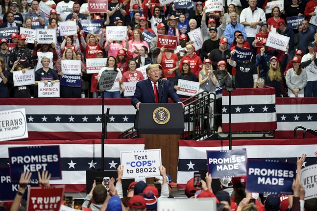 USA:s president Donald Trump under ett massmöte i Charlotte i början av mars.