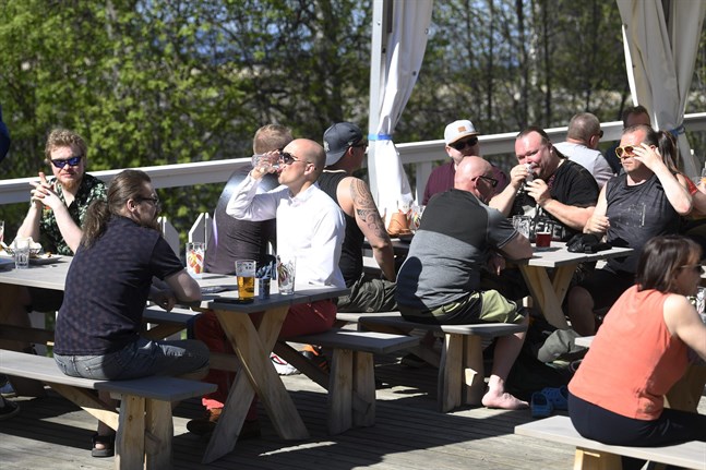 De flesta restauranger var tvungna att permittera sin personal under coronakrisen. 65 procent av företagarna vill att den förkortade processen för permitteringar blir bestående.