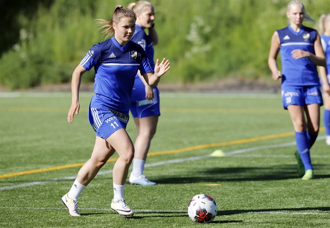Trots att Fanny Forss bara är 24 år gammal hör hon till de mer rutinerade spelarna i Vasa IFK.
