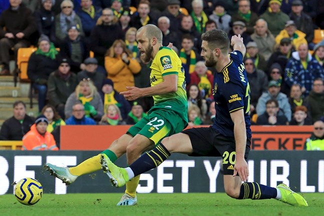 Teemu Pukki ska försöka hjälpa sitt Norwich att klättra upp från jumboplatsen i Premier League-tabellen.