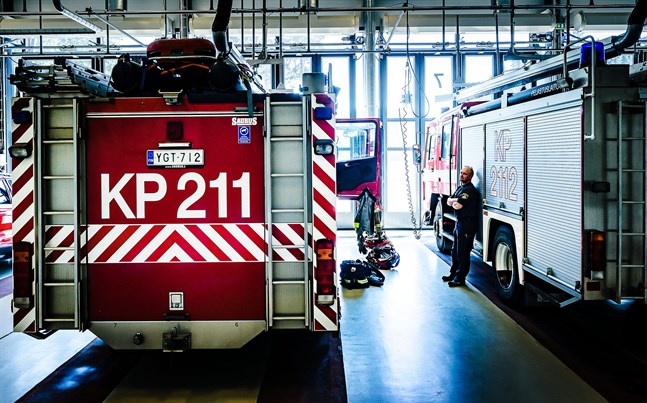 I Jakobstad välkomnar brandmännen reformen som innebär att Jakobstad, Larsmo och Kronoby överförs till räddningsväsendet i Österbotten.