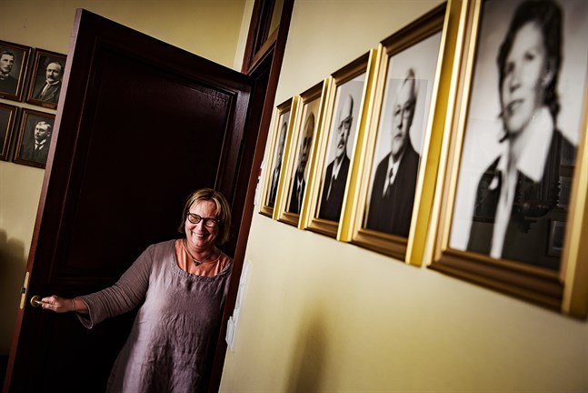 Hej då Jakobstad. Kristina Stenman gör sin sista arbetsvecka som stadsdirektör.