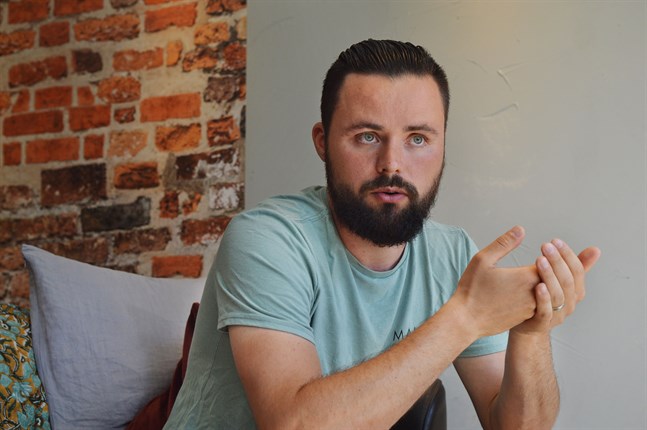 Ilja Nystrand forskar inom lymfkörtelcancer.