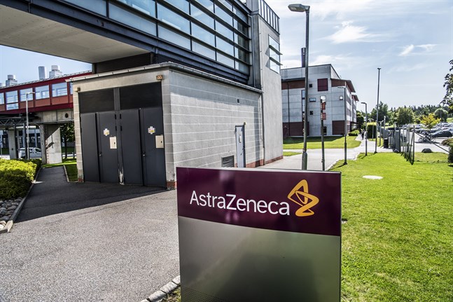 Läkemedelsföretaget Astra Zeneca har nått en ny uppgörelse om vaccinleveranser. Arkivbild.