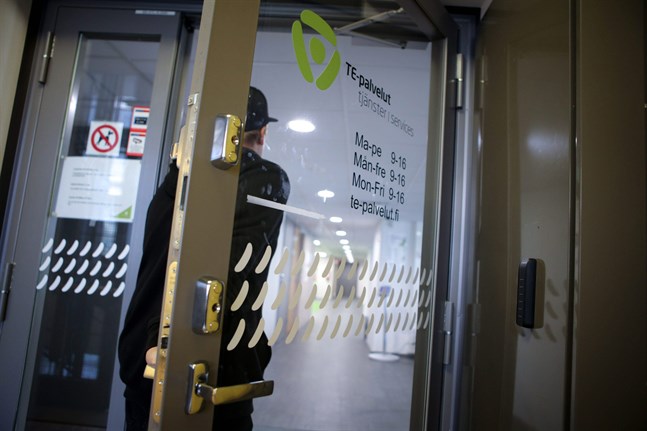 I maj fanns det 14004 arbetslösa arbetssökande i området som hör till Österbottens NTM-central.