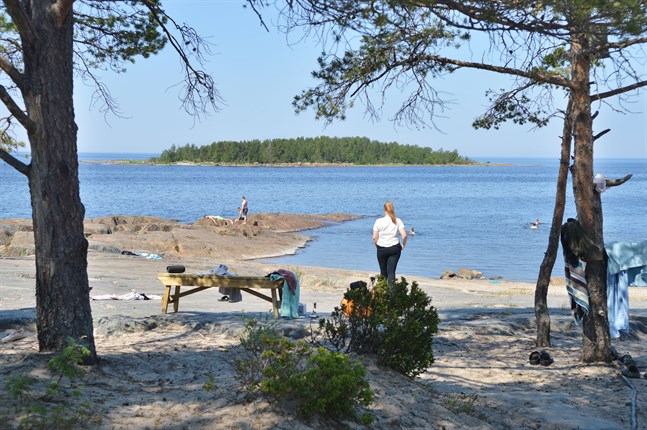 Så här såg det ut sommaren 2020 då konfirmander från Esse och Pedersöre åkte ut på läger till Pörkenäs.