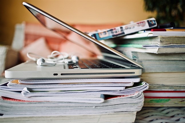 Enligt Helsingin Sanomat har universitetsstuderanden avlagt sammanlagt 45 000 poäng mer än motsvarande tid förra året.