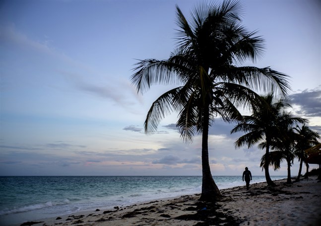 Blir det klartecken att resa till fjärran paradisstränder från och med onsdag? Arkivbild från Freeport, Bahamas.