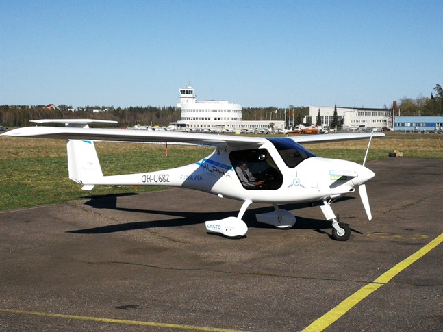 Elflygsföreningen har ett tvåsitsigt plan med kort räckvidd och ser nu fram emot att börja planera för en större ersättare.
