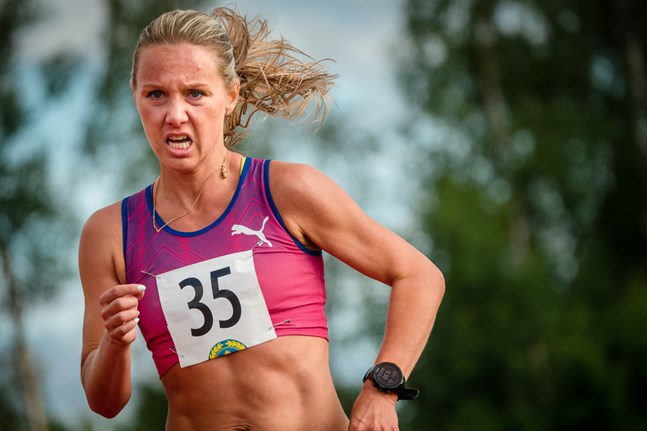 Nina Chydenius tävlar i nuvarande hemstaden Karleby.
