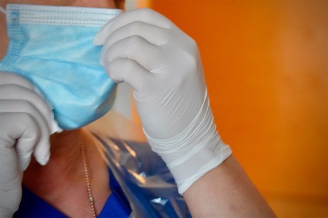En undersökning visar att coronapatienter ofta drabbas värre än influensapatienter.