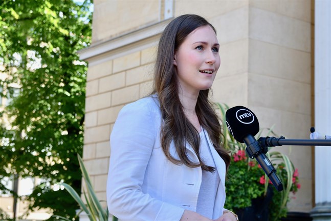 Statsminister Sanna Marin säger att det inte är bra att stirra sig blind på siffror.