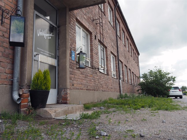 Realisationscentret i Jakobstad har blivit en lokal för en lokal kristen församling.
