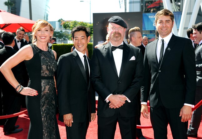 Grant Imahara (andra från vänster) tillsammans med tidigare Mythbuster-kollegorna Kari Byron, Jamie Hyneman, och Tory Belleci. Arkivbild.