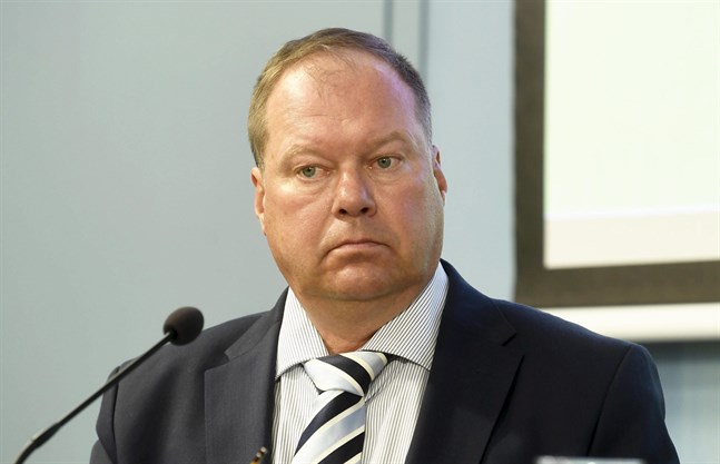 Överläkare Markku Broas på Lapplands centralsjukhus säger att man endast testar de Hoplop-besökare som uppvisar symptom på covid-19.