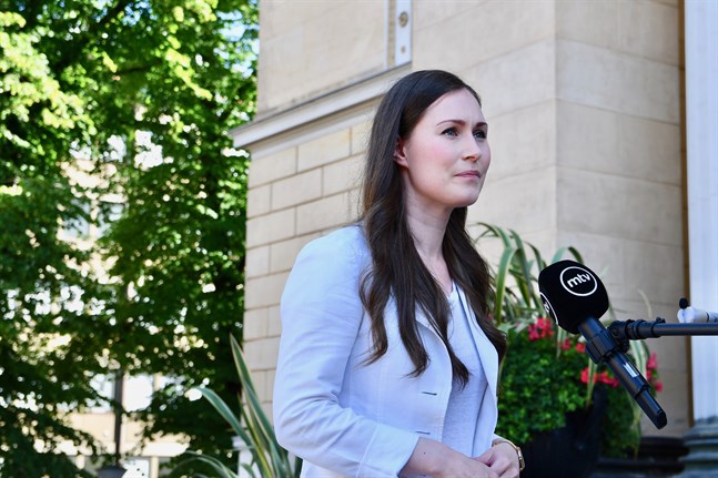 Statsminister Sanna Marin (SDP) företräder Finland vid Europeiska rådets möte i Bryssel.