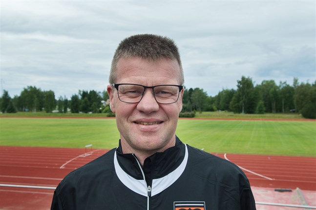 Tävlingsledaren Johan Storbjörk har en funktionärsstab på 200 personer till sitt förfogande.