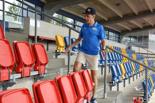 Krafts ordförande Mårten Grandell säger att man tog det säkra före det osäkra och beslöt att sikta på att spela matchen nästa helg i stället.