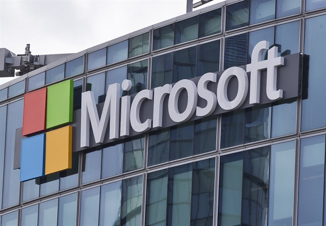 Teknikbolaget Slack anklagar Microsoft för att tvinga in kunder i kommunikationsverktyget Teams. Arkivbild