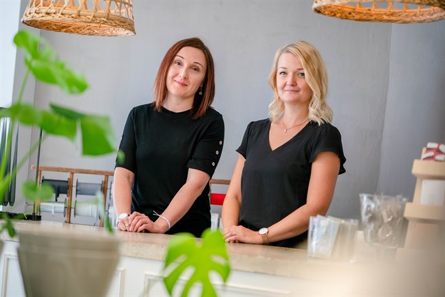 Jenny Stenvall-Nyfeldt och Lina Karlsson som köpte inredningsföretaget Lenas Shop i somras är mycket nöjda med den hjälp de fick via Concordia.