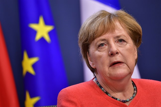 BNP rasar men antalet arbetslösa minskar i Angela Merkels Tyskland. Arkivbild.