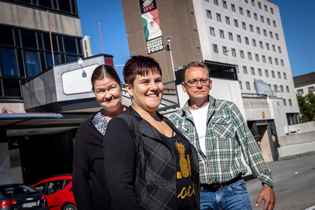 Mette Strauss, Annika Röjdahl och Fredrik Nixholm ser fram emot öppningen av den nya lågtröskelmottagningen på Vasaesplanaden 17.