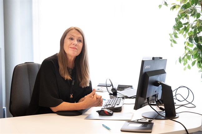 Pia Utriainen tillhör riskgruppen och fick snabbt tillåtelse att jobba på distans i början av våren.