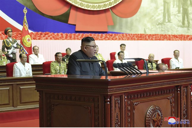 I en hemligstämplad FN-rapport som nyhetsbyrån Reuters har tagit del av påstås det att Kim Jong-Un och Nordkorea fortsätter att utveckla kärnvapen, trots sanktioner. Arkivbild.