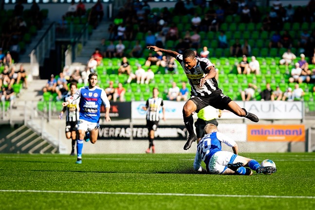 Momodou Sarr har gjort sitt i VPS, nu väntar nya utmaningar i ligalaget Ilves.