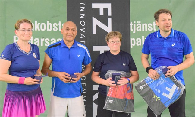 Eliisa Löyttyniemi, Mohammad Emran, Sirpa Korkiakoski och Jari Kontinen.