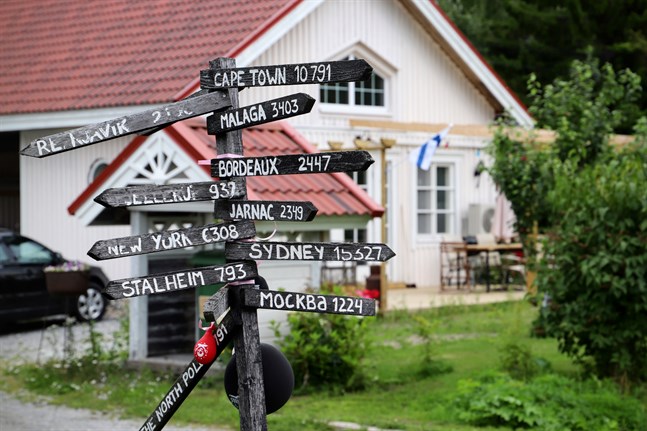 Bergö är ett res- och utfklytsmål som saknat övernattningsplatser i många år. Nu har Nina Westman-Enroth öppnat bed and breakfast här.