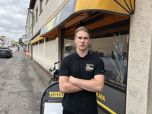Ville Sihvonen spelar för Tiikerit säsongen 2020-21.