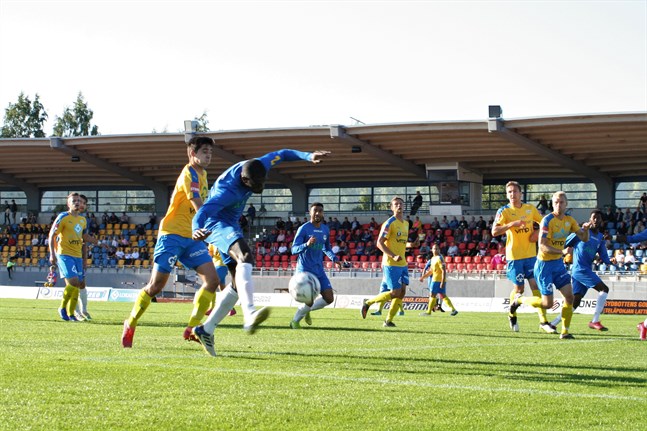 Senast Kraft och Norrvalla FF möttes var i augusti, då delade lagen på poängen (1–1) efter en högklassig tillställning på Mosedal i Närpes med 530 personer i publiken.