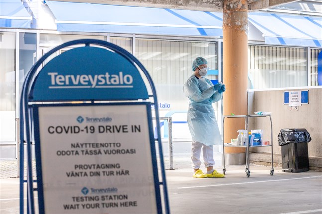 Sedan i måndags hör Terveystalo till de privata vårdfirmor som gör drive-in-tester i Vasa.