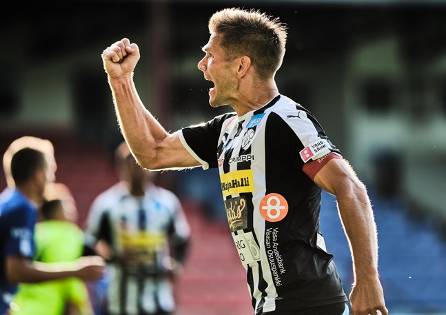 Sebastian Strandvall fortsätter spela i VPS även nästa säsong.