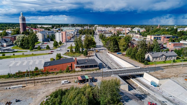 Jag vill göra trafiken smidigare, vettigare, säkrare och miljövänligare, speciellt för den del som löper från stadens västra del längs Rådhusgatan mot Sikören, skriver Anders H Byggmästar.