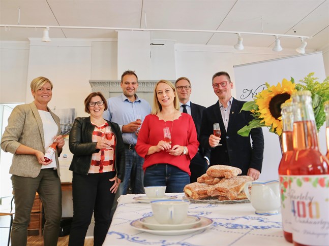 Tina Nylund, Maria Palm, Steven Frostdahl, Anna Kotka-Bystedt, Mats Brandt och Mikael Lindvall vid ett informationstillfälle kring jubileumshelgen i september.