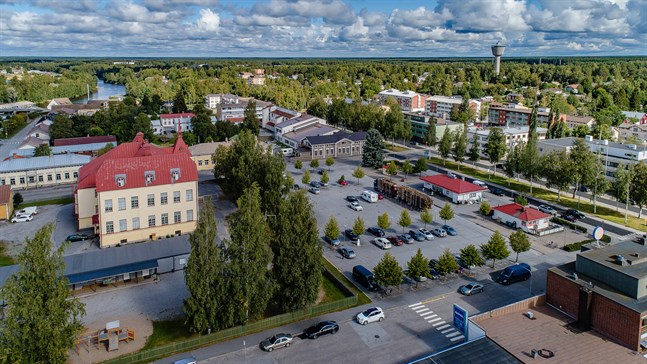 Hur ska stadskärnan utvecklas och vad ska man göra av den gamla skyddade skolfastigheten. Nu är tiden inne att spåna idéer och tankar – ett jobb där stadsborna ska komma till tals.
