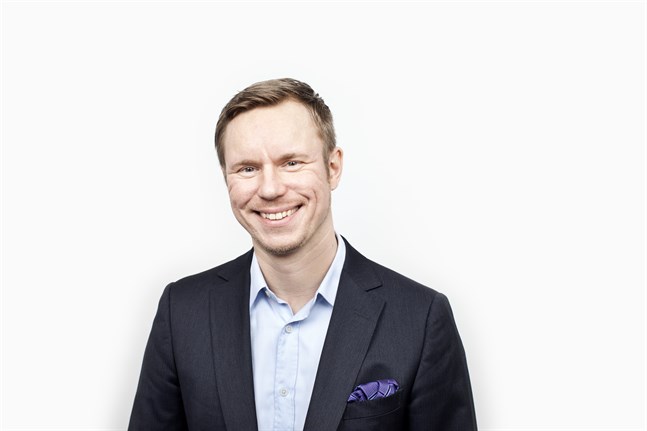 SEB:s Jussi Hiljanen har justerat upp sina prognoser.