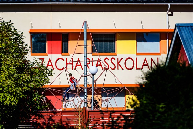 Arkivbild: Zachariasskolan i Nykarleby.