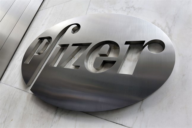 Pfizer hoppas kunna lämna nya besked om ett covid-19-vaccin inom kort. Arkivbild.