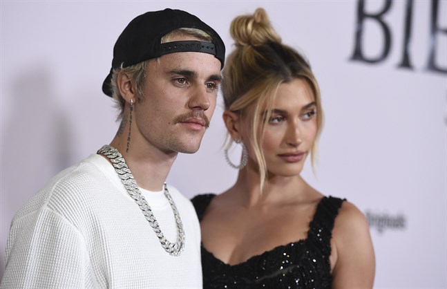 Justin och Hailey Bieber överraskade när Drake släppte videon till singeln "Popstar". Arkivbild.