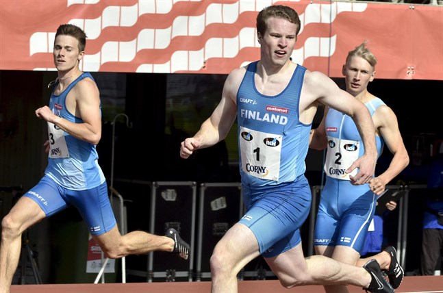 Oskari Lehtonen, Samuel Purola och Samuli Samuelsson skrev ett litet stycke landskampshistoria på 200 meter.