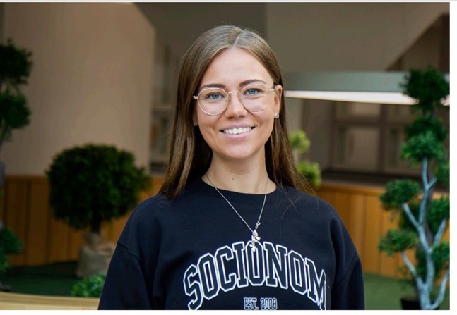 Eliina Sarinko, styrelseordförande för Novias studentkår Novium, säger att det också ligger på individens ansvar att inte utsätta andra för smittorisk.